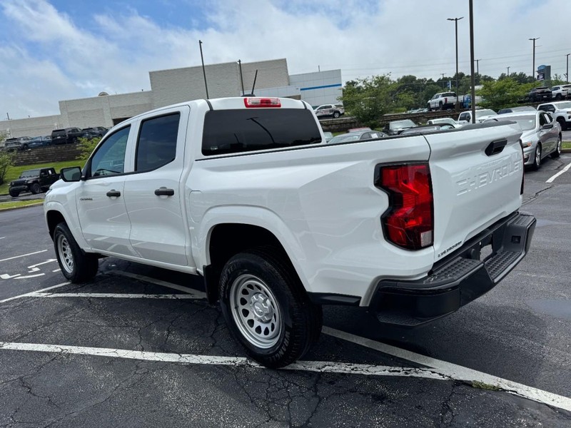 Chevrolet Colorado Vehicle Full-screen Gallery Image 05