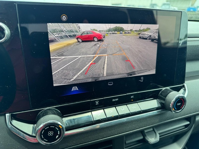 Chevrolet Colorado Vehicle Full-screen Gallery Image 20