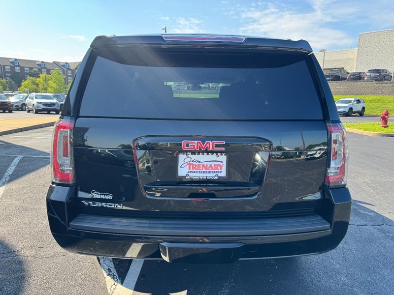 GMC Yukon Vehicle Image 04