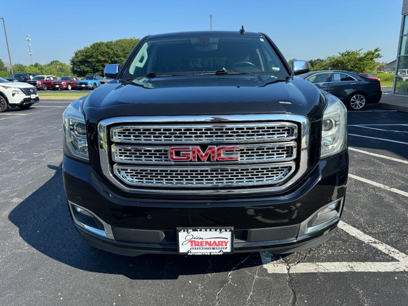 GMC Yukon Vehicle Image 09