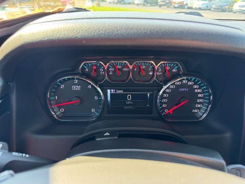 GMC Yukon Vehicle Image 23