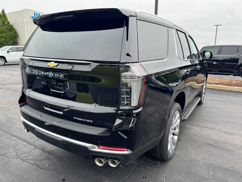 Chevrolet Tahoe Vehicle Image 03