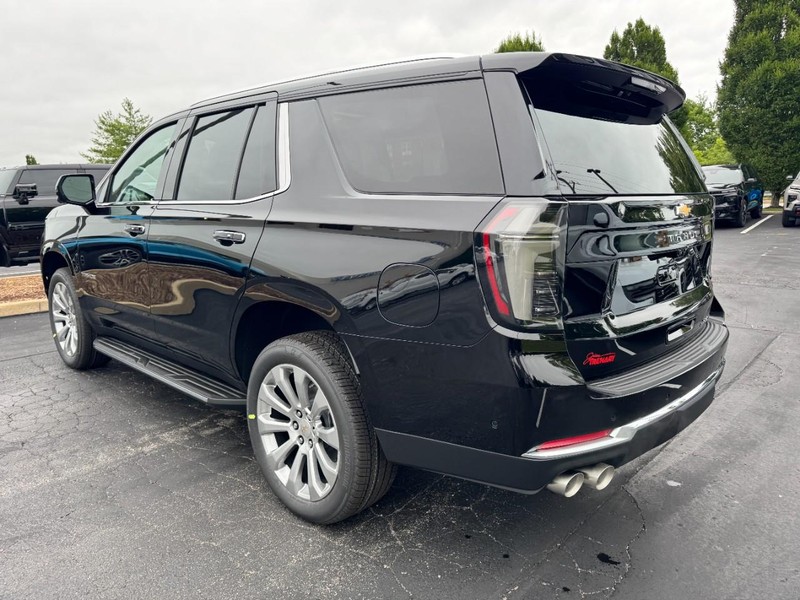 Chevrolet Tahoe Vehicle Image 05