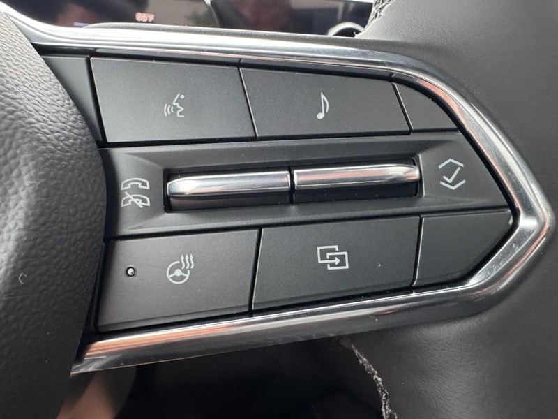 Chevrolet Tahoe Vehicle Image 12