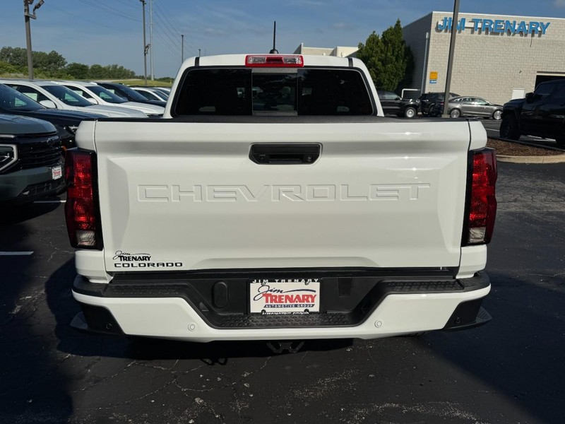 Chevrolet Colorado Vehicle Image 04
