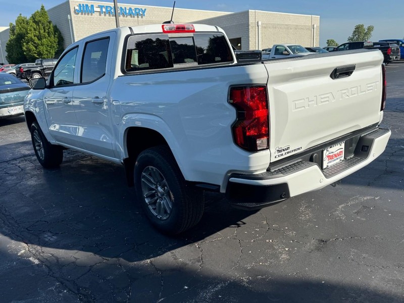 Chevrolet Colorado Vehicle Image 05