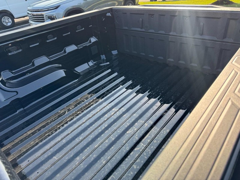 Chevrolet Colorado Vehicle Image 07