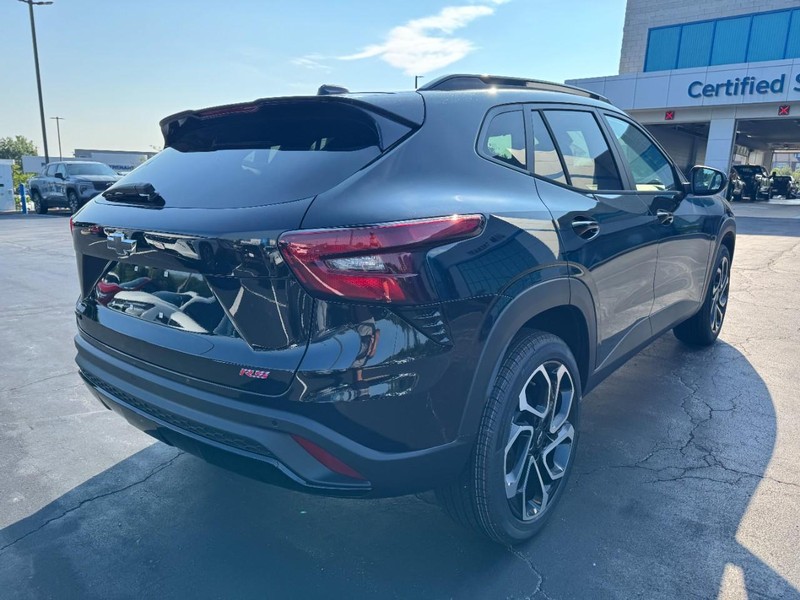 Chevrolet Trax Vehicle Image 03