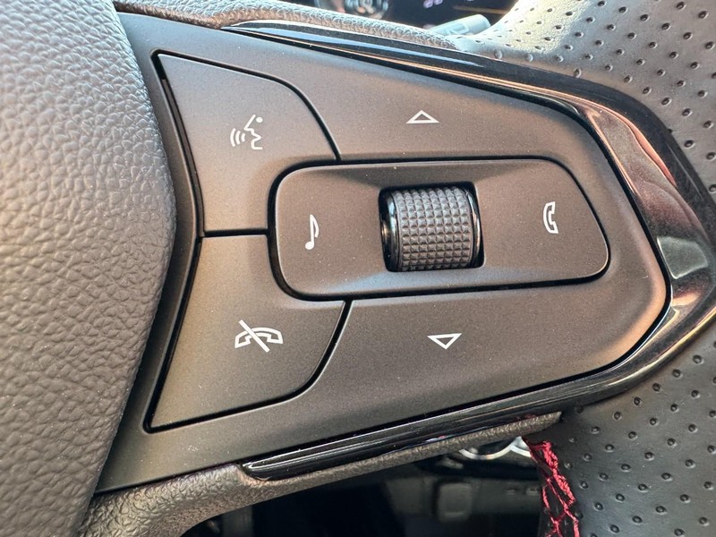 Chevrolet Trax Vehicle Image 10