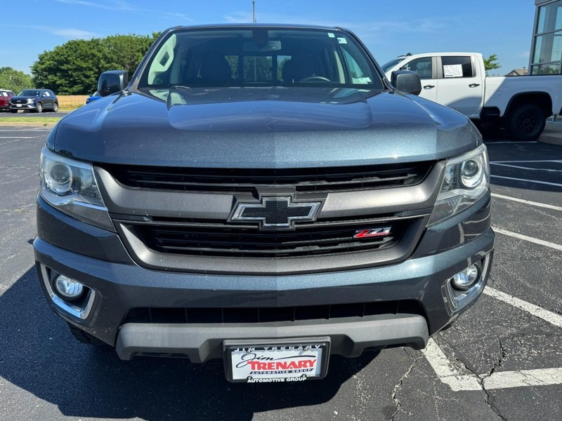 Chevrolet Colorado Vehicle Full-screen Gallery Image 09