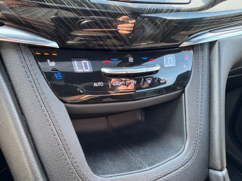 Cadillac XT6 Vehicle Image 20