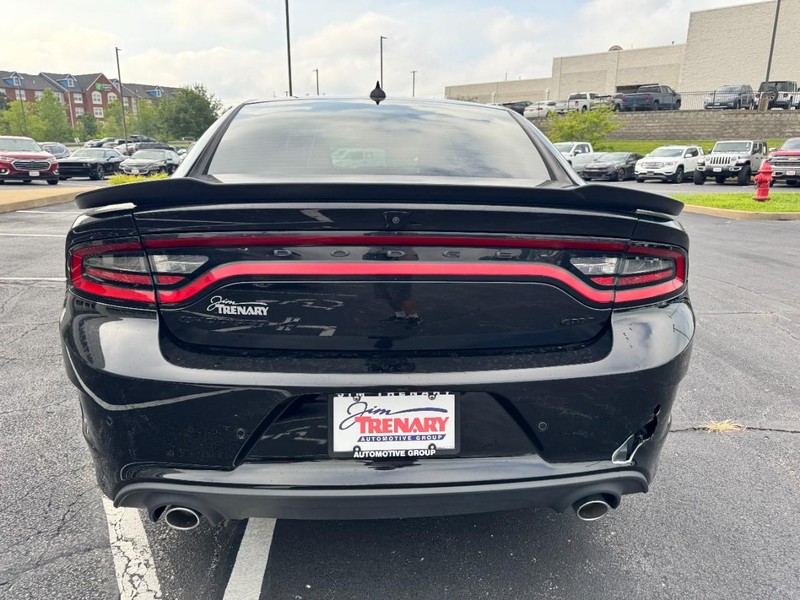Dodge Charger Vehicle Image 04