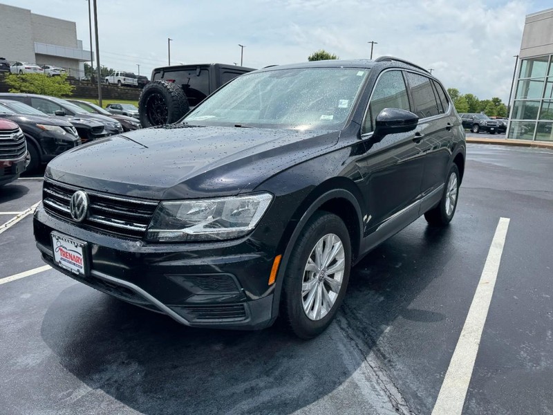 Volkswagen Tiguan Vehicle Image 03