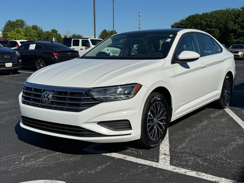 Volkswagen Jetta Vehicle Image 08