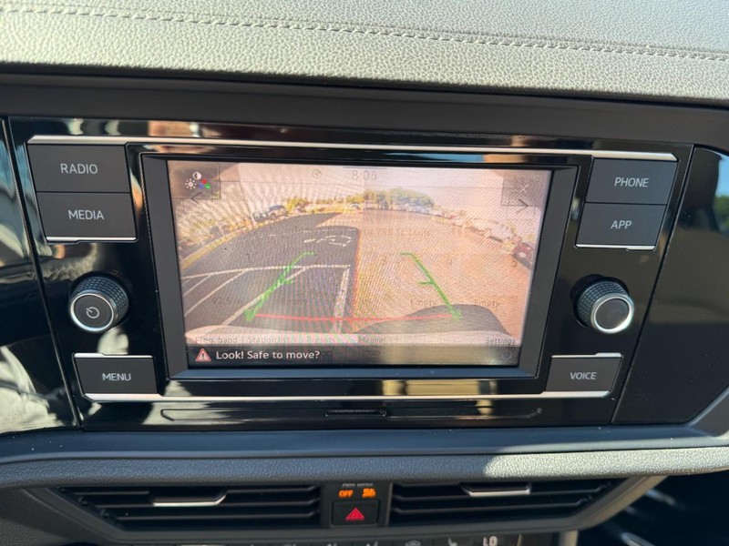 Volkswagen Jetta Vehicle Image 21