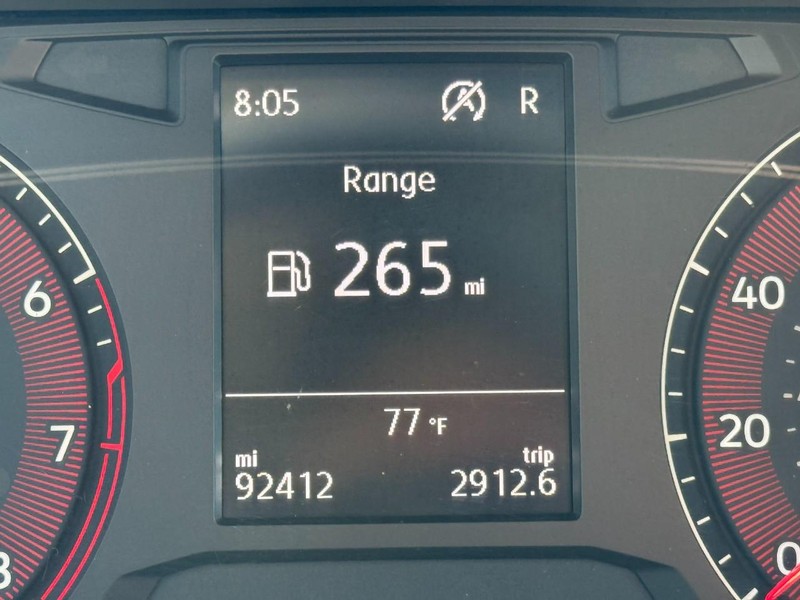 Volkswagen Jetta Vehicle Image 23