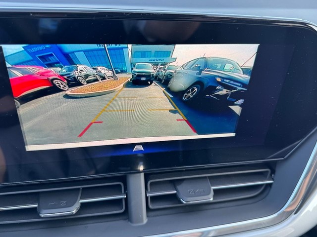 2026 Chevrolet Trax LT - Photo 14
