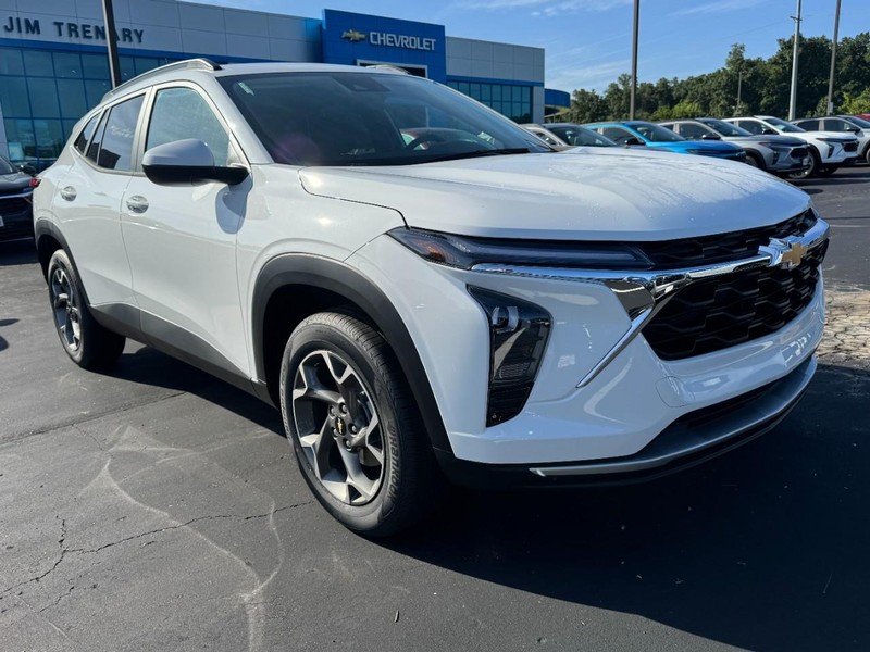 Chevrolet Trax Vehicle Image 02