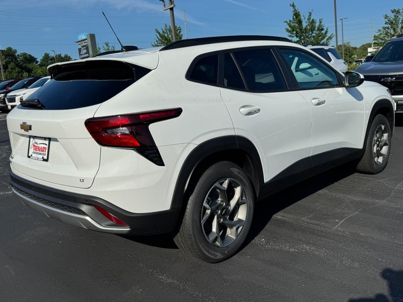 Chevrolet Trax Vehicle Image 03