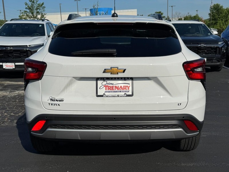 Chevrolet Trax Vehicle Image 04