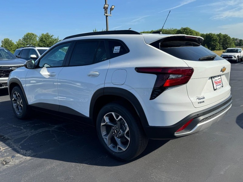 Chevrolet Trax Vehicle Image 05
