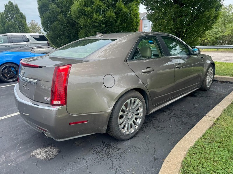 Cadillac CTS Sedan Vehicle Image 03