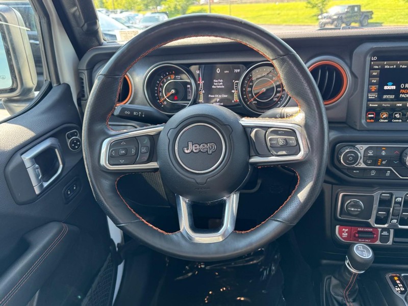 Jeep Gladiator Vehicle Image 12