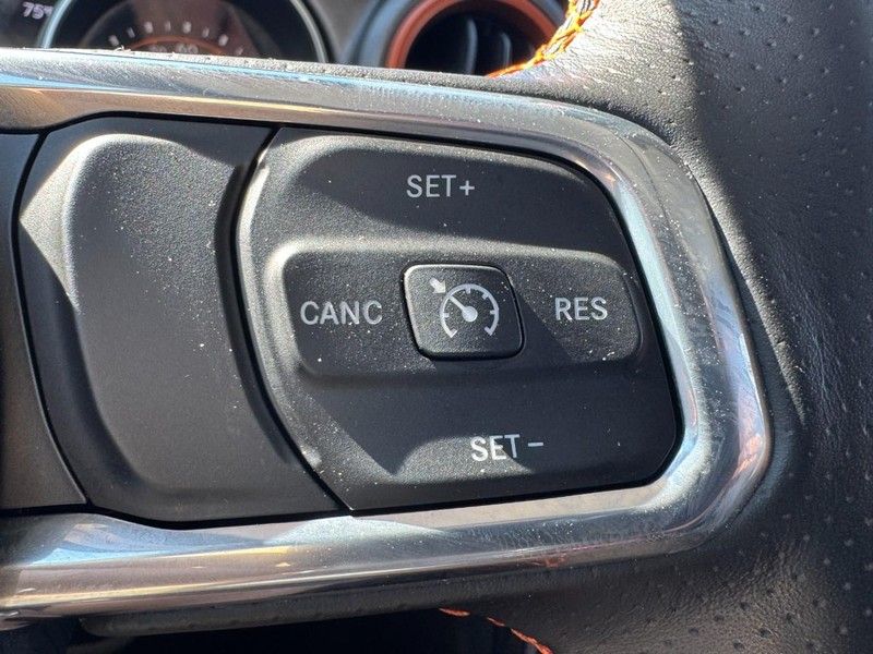 Jeep Gladiator Vehicle Image 17
