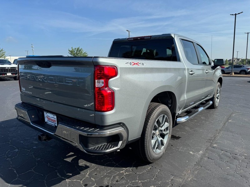 Chevrolet Silverado 1500 Vehicle Image 04