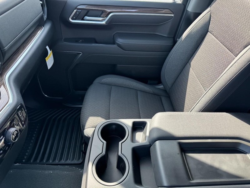 Chevrolet Silverado 1500 Vehicle Image 10