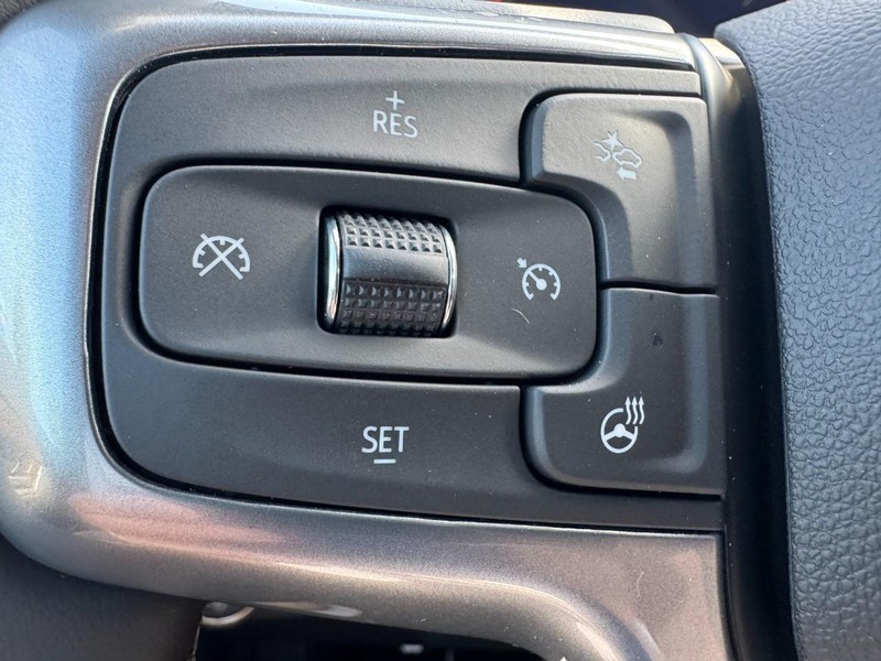 Chevrolet Silverado 1500 Vehicle Image 14