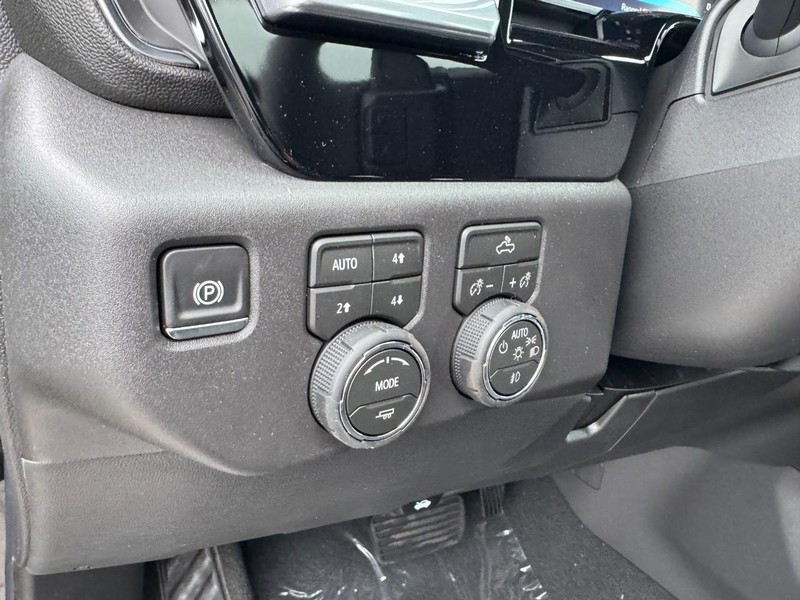 Chevrolet Silverado 1500 Vehicle Image 13