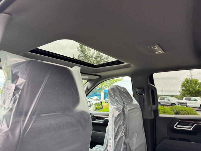 Chevrolet Silverado 1500 Vehicle Image 10