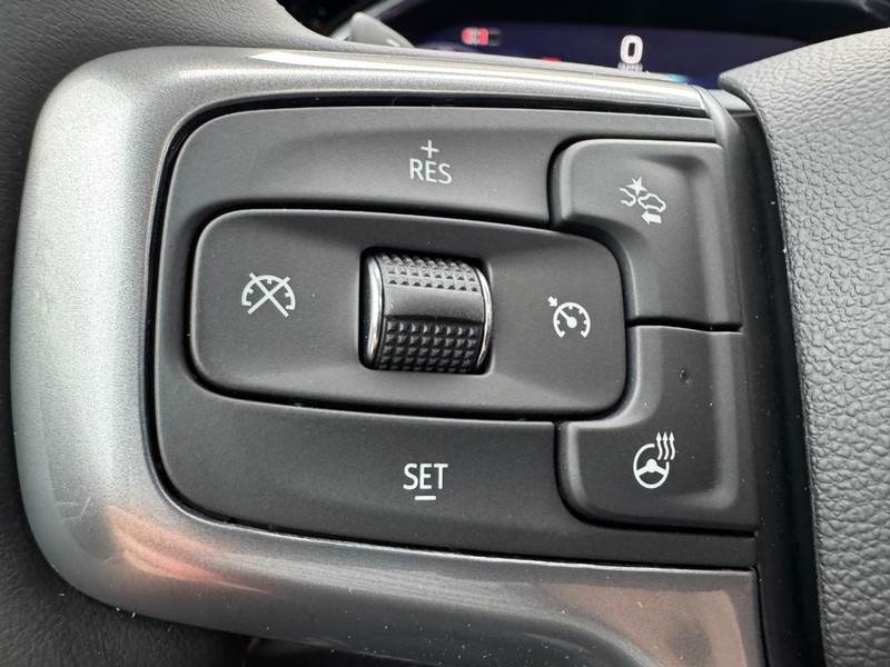 Chevrolet Silverado 1500 Vehicle Image 14