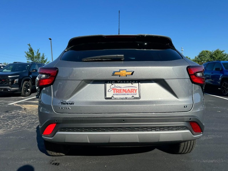 Chevrolet Trax Vehicle Image 04