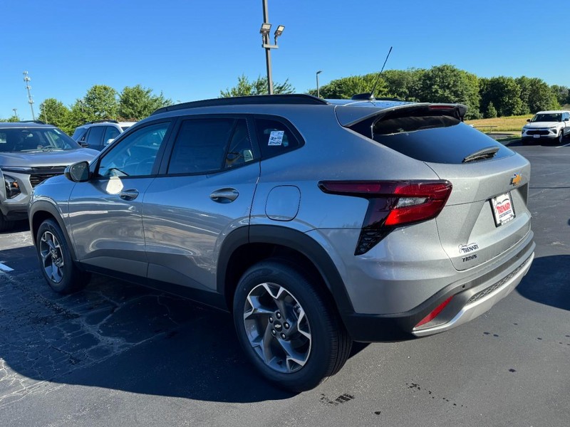 Chevrolet Trax Vehicle Image 05