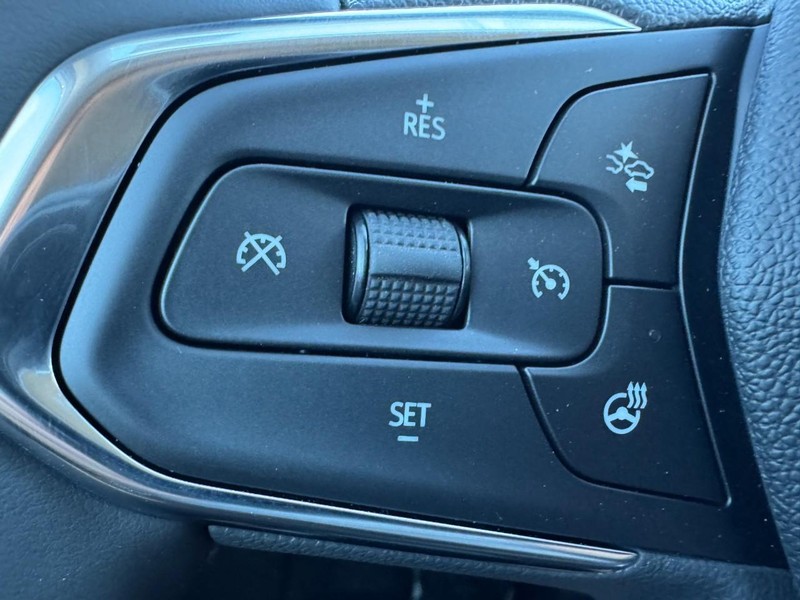 Chevrolet Trax Vehicle Image 11