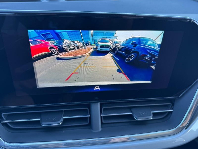 Chevrolet Trax Vehicle Image 15