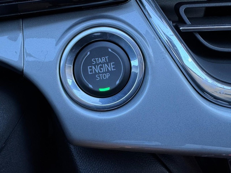 Chevrolet Trax Vehicle Image 16