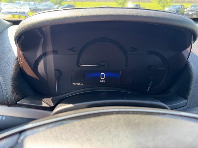 Cadillac ATS Sedan Vehicle Full-screen Gallery Image 24