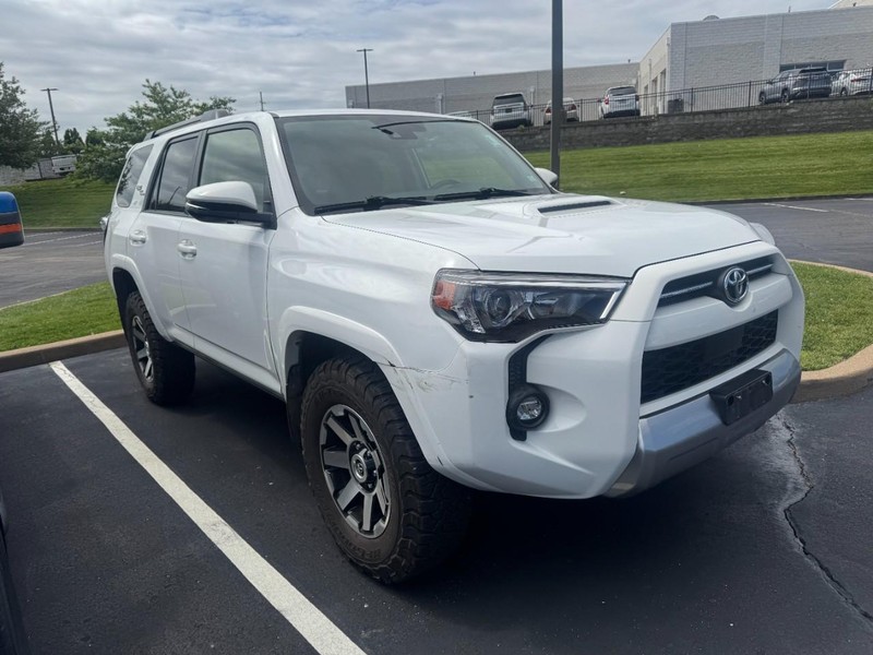 Toyota 4Runner Vehicle Image 05