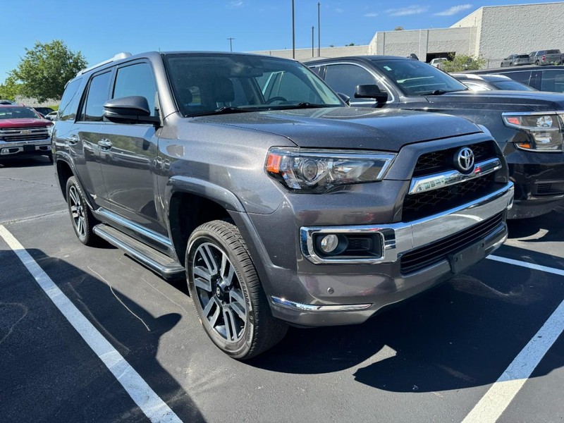 Toyota 4Runner Vehicle Image 04