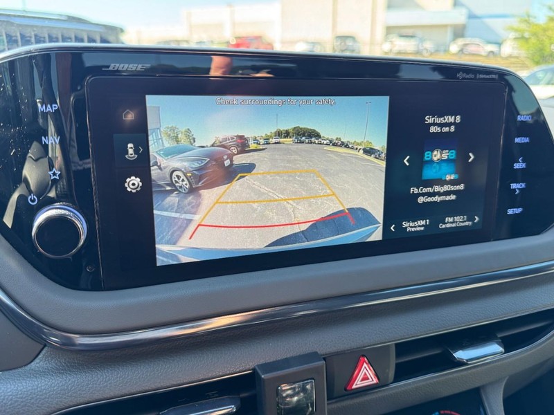 Hyundai Sonata Vehicle Image 21