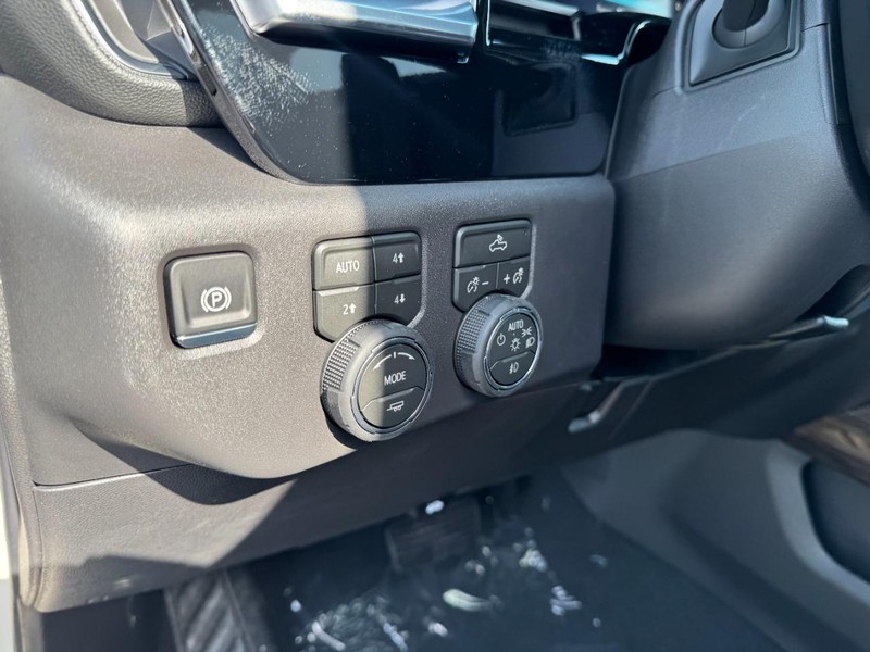Chevrolet Silverado 1500 Vehicle Image 13