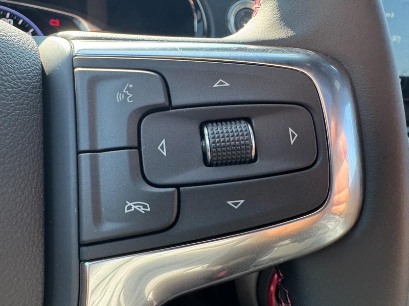 Chevrolet Blazer Vehicle Image 11
