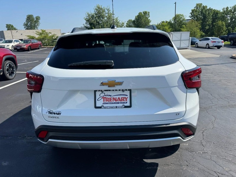 Chevrolet Trax Vehicle Image 04