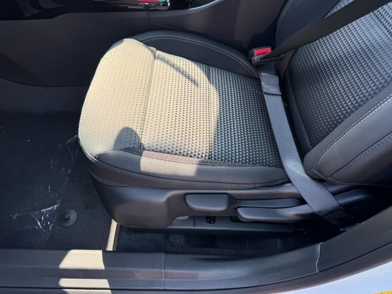 Chevrolet Trax Vehicle Image 09