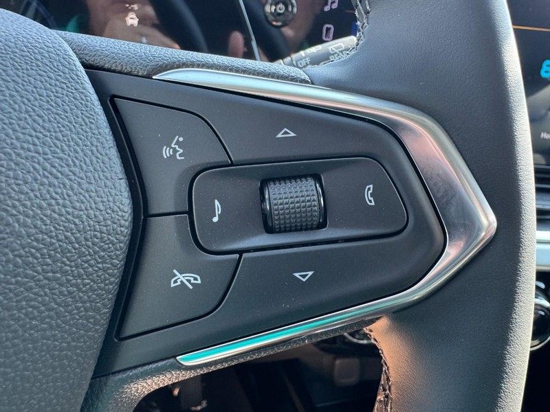 Chevrolet Trax Vehicle Image 12
