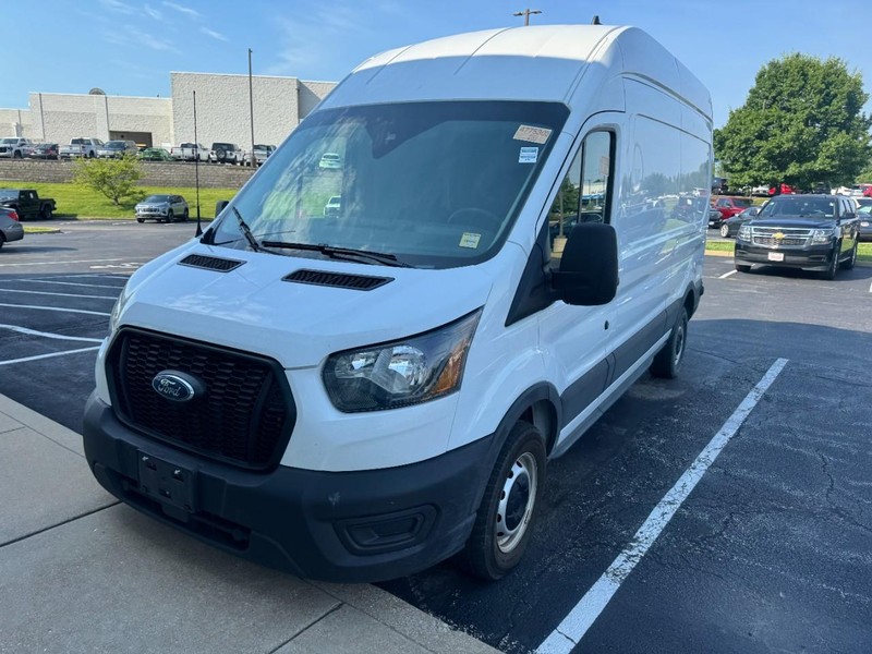 Ford Transit Cargo Van Vehicle Image 02