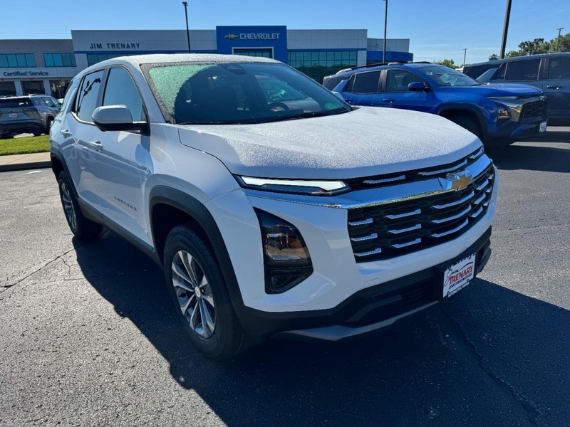 Chevrolet Equinox Vehicle Image 02